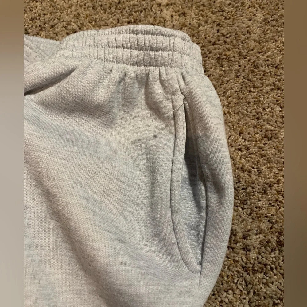 Gray Sweat Shorts Long with Pockets New- XL (16-18) - Picture 6 of 7
